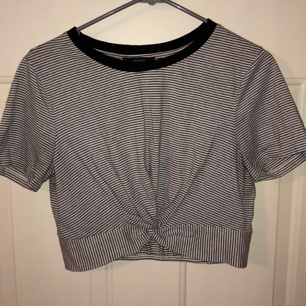 Black and white crop top